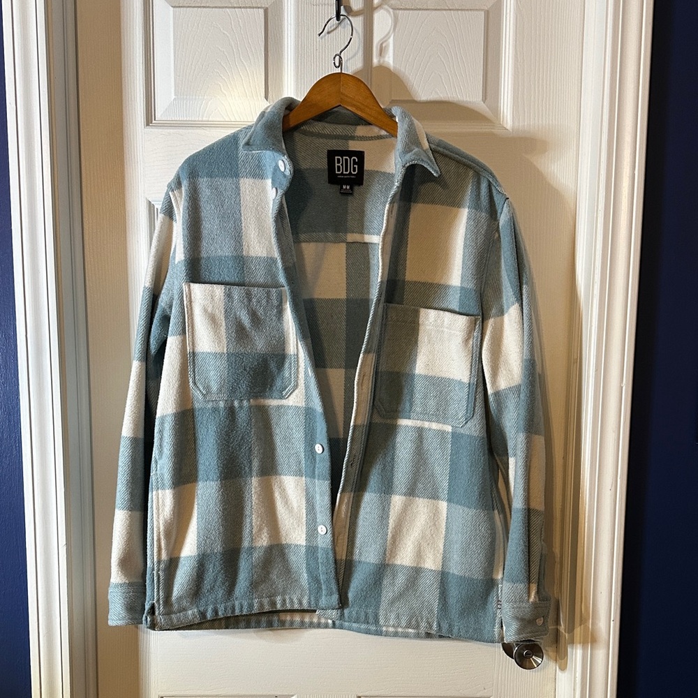 BDG Men's Blue and White Plaid Shirt Jacket‎